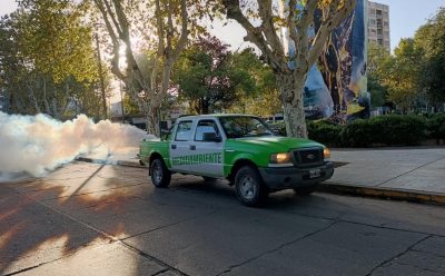 CONTINÚAN LOS OPERATIVOS DE FUMIGACIÓN EN EL DISTRITO