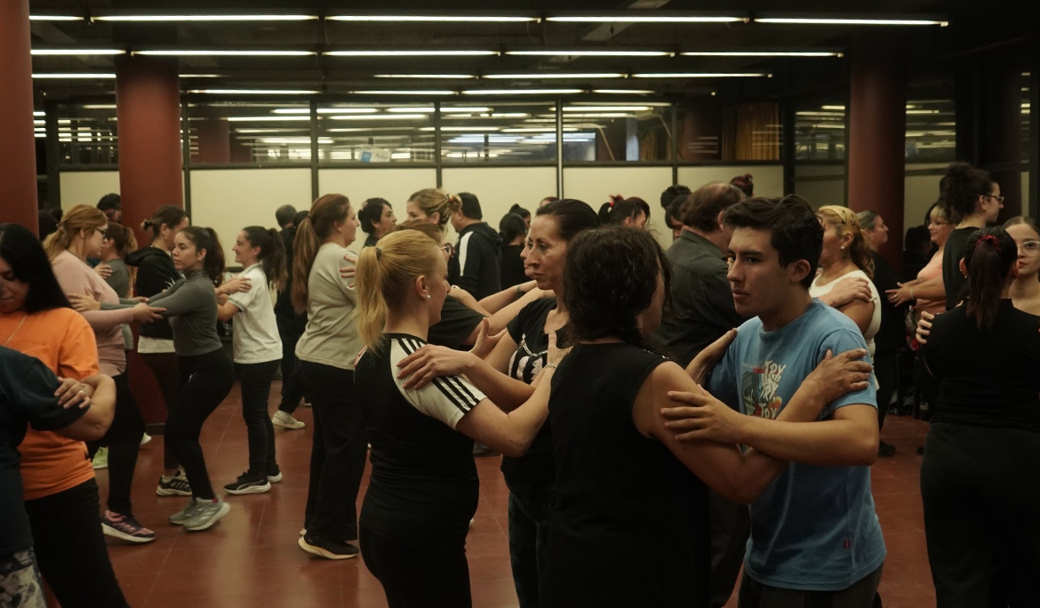 EL MUNICIPIO Y LA UNIVERSIDAD NACIONAL DE LAS ARTES DIERON INICIO A LA DIPLOMATURA EN PUESTA ESCÉNICA DE LAS DANZAS ARGENTINAS
