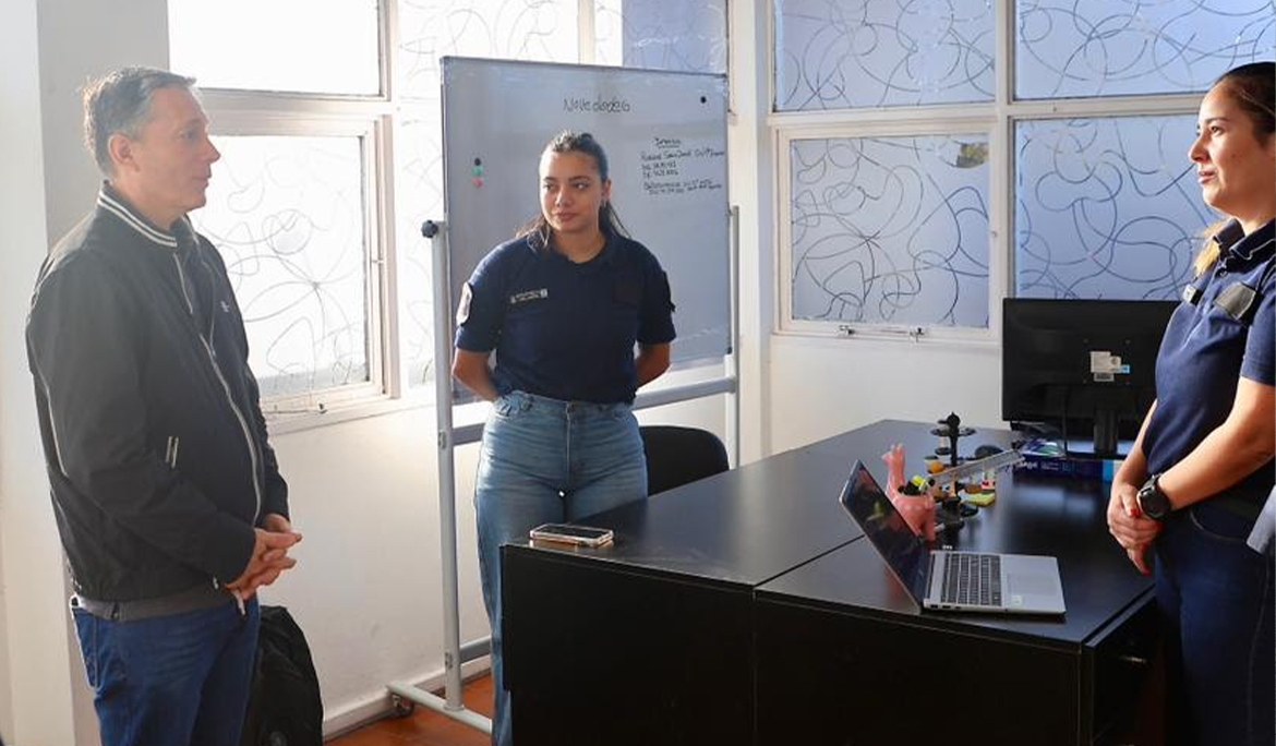 FERNANDO GRAY RECORRIÓ LA SEDE DE LA DIRECCIÓN DE INVESTIGACIONES DE DELITOS FEDERALES