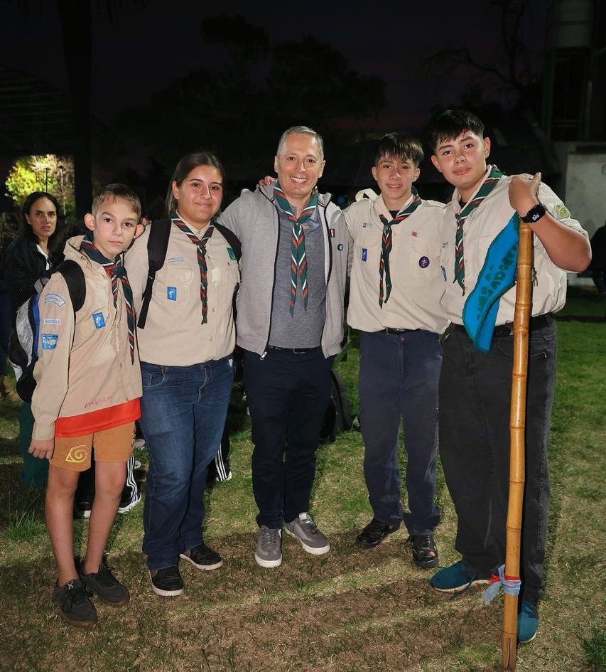 EL INTENDENTE FERNANDO GRAY PARTICIPÓ DEL 20° ANIVERSARIO DEL GRUPO SCOUT ISLAS MALVINAS