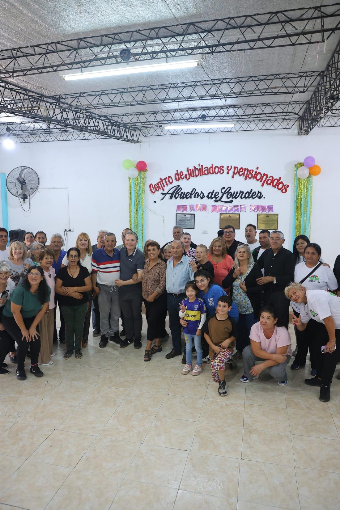 MONTE GRANDE SUR: FERNANDO GRAY ASISTIÓ A LA CELEBRACIÓN POR EL 22° ANIVERSARIO DEL CENTRO DE JUBILADOS ABUELOS DE LOURDES
