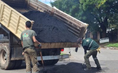 LUIS GUILLÓN: NUEVAS OBRAS DE BACHEO PARA MEJORAR LA SEGURIDAD VIAL