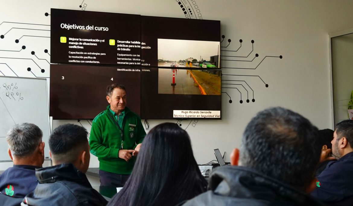 COMENZÓ LA FORMACIÓN PARA AGENTES DE CONTROL Y SEGURIDAD VIAL