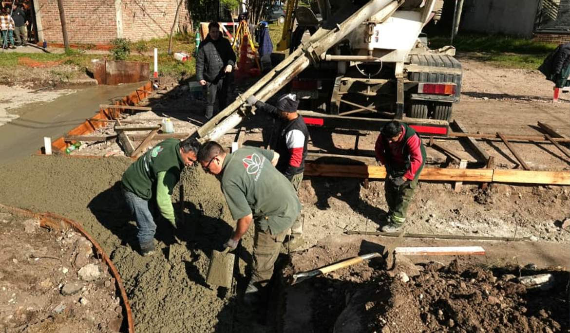 BARRIO MALVINAS: MEJORAS EN EL DRENAJE URBANO