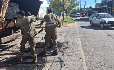 EL JAGUEL: CONTINÚAN LOS TRABAJOS DE BACHEO