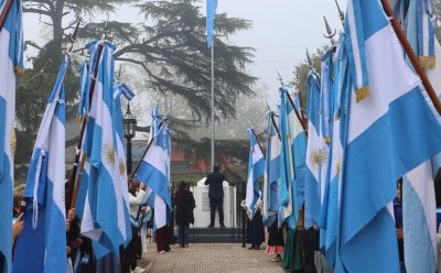 FERNANDO GRAY ENCABEZÓ EL ACTO POR EL 216° ANIVERSARIO DE LA REVOLUCIÓN DE MAYO