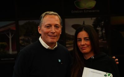 FERNANDO GRAY ENTREGÓ ACTAS DE BIEN DE FAMILIA A VECINAS Y VECINOS DEL DISTRITO