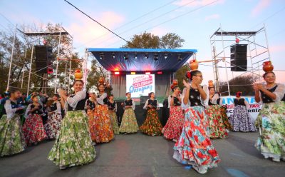 CIENTOS DE FAMILIAS DISFRUTARON DE LA       5° EDICIÓN DE ESTEBAN ECHEVERRÍA      CELEBRA PARAGUAY