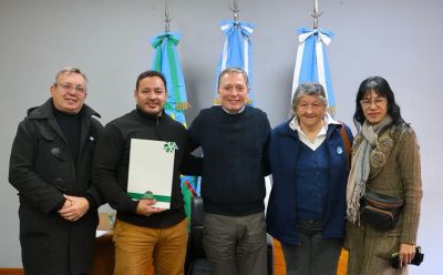 FERNANDO GRAY RECIBIÓ A AUTORIDADES DE LA SOCIEDAD DE FOMENTO ALTOS DE MONTE GRANDE