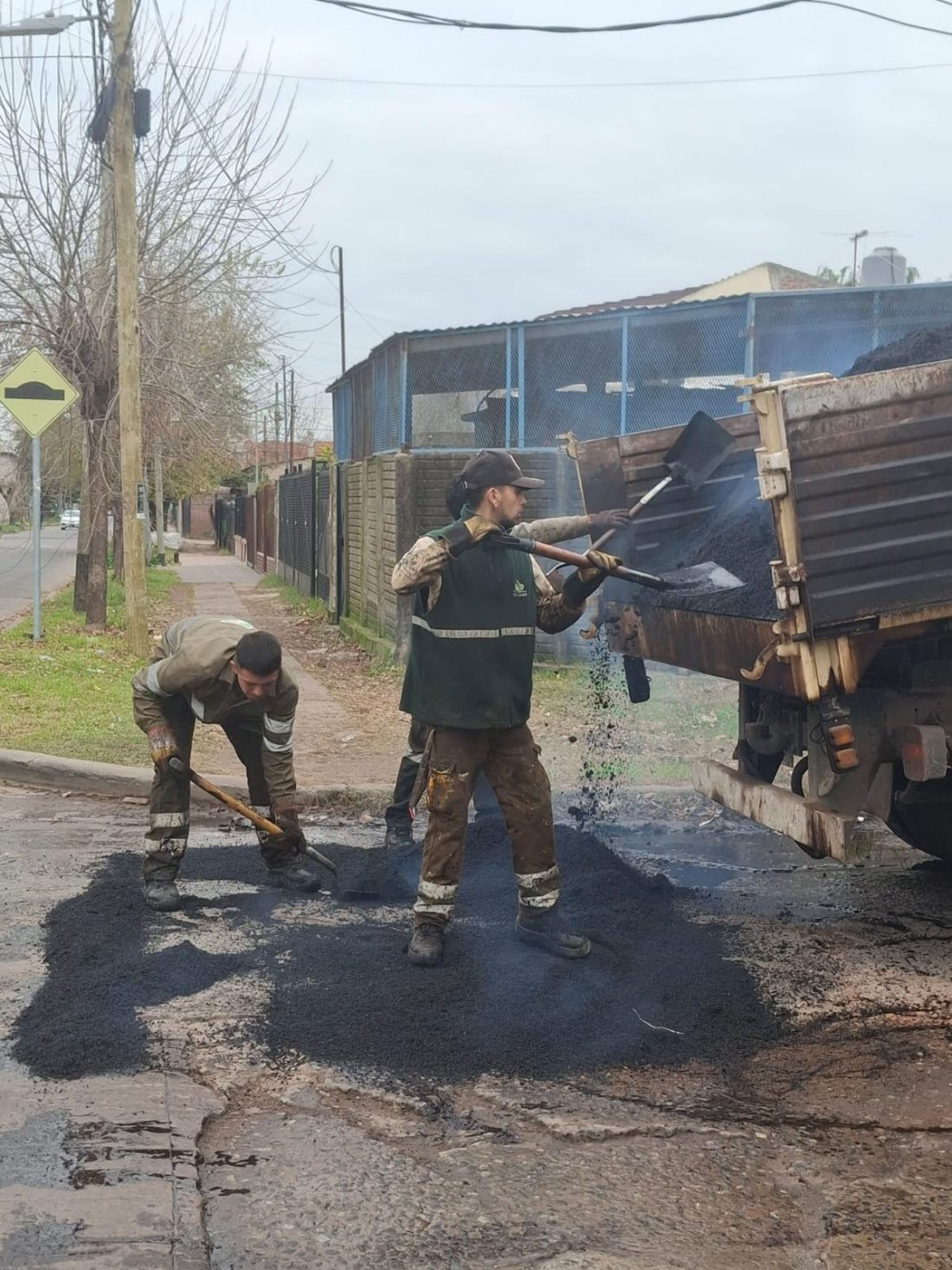 EL JAGUEL: CONTINÚAN LOS TRABAJOS DE BACHEO