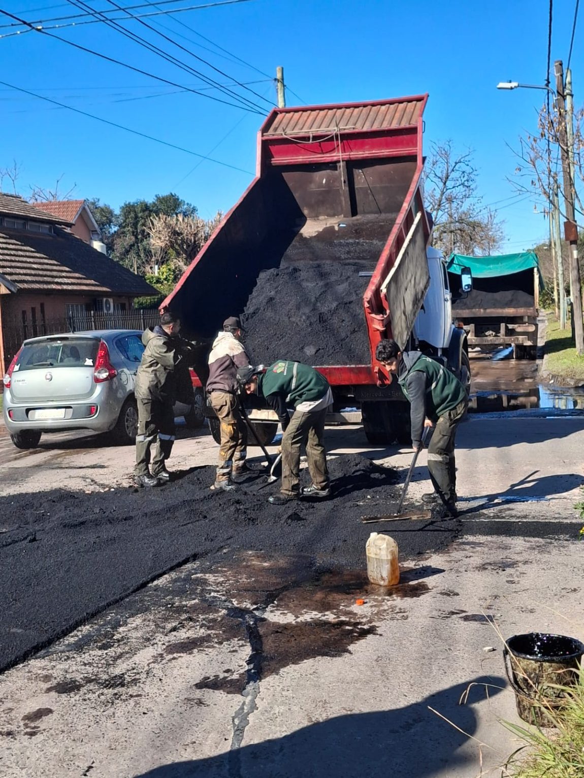 LUIS GUILLÓN: CONTINÚAN LOS TRABAJOS DE BACHEO