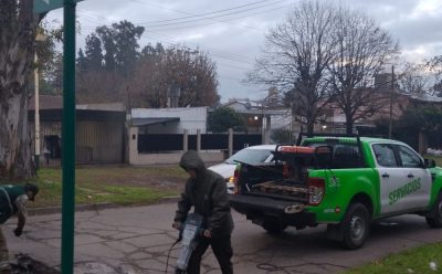 CONTINÚAN LOS TRABAJOS DE BACHEO EN MONTE GRANDE