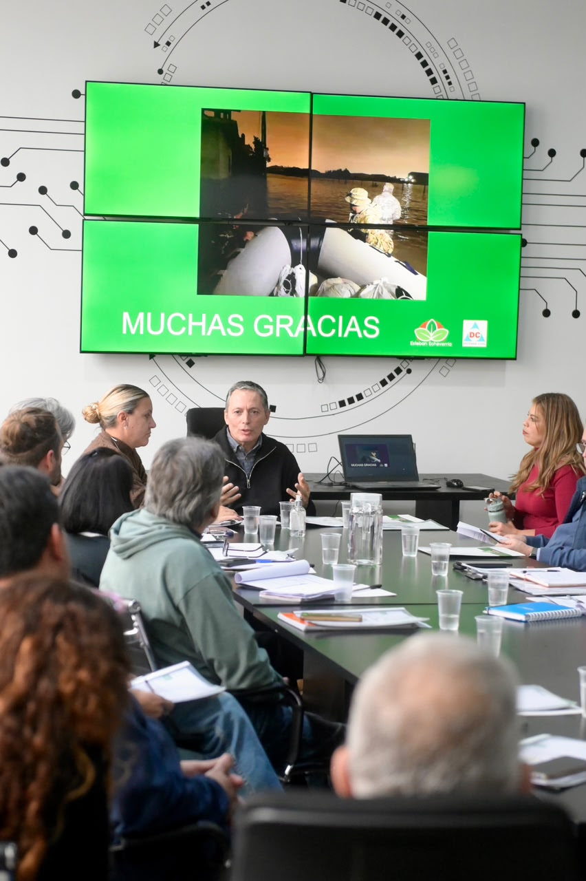 FERNANDO GRAY ENCABEZÓ UNA REUNIÓN SOBRE ACCIONES PREVENTIVAS PARA LA TEMPORADA DE LLUVIAS