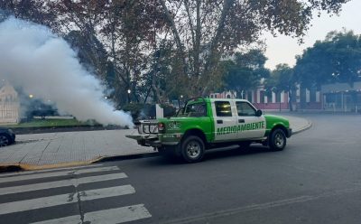 CONTINÚAN LAS TAREAS DE FUMIGACIÓN EN ESTEBAN ECHEVERRÍA