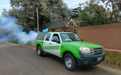 CONTINÚAN LAS TAREAS DE FUMIGACIÓN EN TODO ESTEBAN ECHEVERRÍA