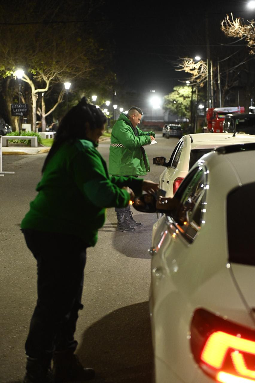 LOS EQUIPOS DE LA GUARDIA URBANA Y TRÁNSITO REALIZARON OPERATIVOS DE SEGURIDAD Y CONTROL VEHICULAR JUNTO A LA POLICÍA BONAERENSE EN PLAZAS DE MONTE GRANDE