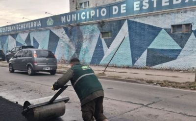 AVANZAN LAS OBRAS DE BACHEO EN LUIS GUILLÓN