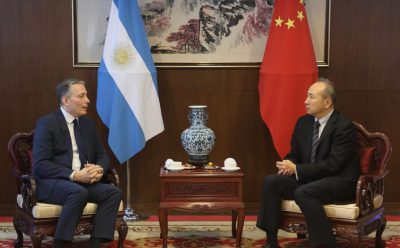FERNANDO GRAY SE REUNIÓ CON EL EMBAJADOR DE LA REPÚBLICA POPULAR CHINA
