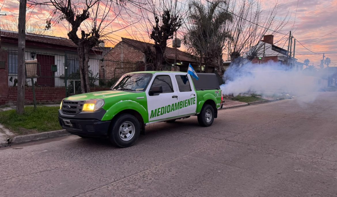 AVANZAN LAS TAREAS DE FUMIGACIÓN EN ESTEBAN ECHEVERRÍA