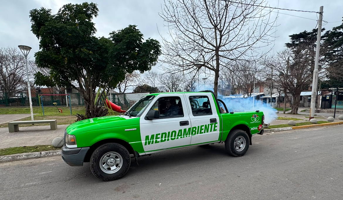 AVANZAN LAS TAREAS DE FUMIGACIÓN EN ESTEBAN ECHEVERRÍA