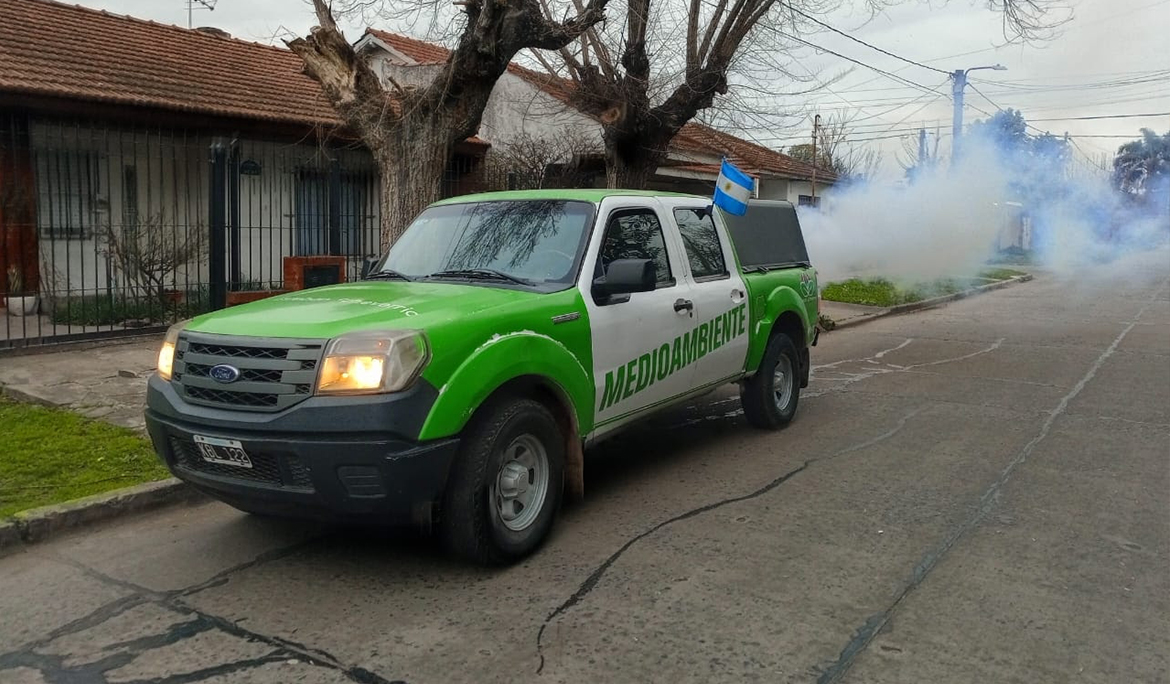 AVANZAN LAS TAREAS DE FUMIGACIÓN EN TODAS LAS LOCALIDADES DE ESTEBAN ECHEVERRÍA