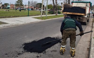 LUIS GUILLÓN: SIGUEN AVANZANDO LAS OBRAS DE BACHEO 