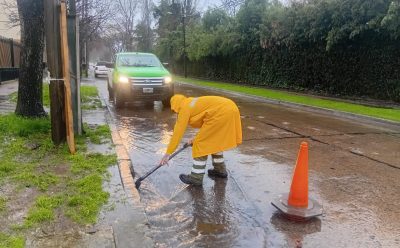 EL MUNICIPIO REALIZA TAREAS DE LIMPIEZA Y SANEAMIENTO ANTE LAS INTENSAS LLUVIAS