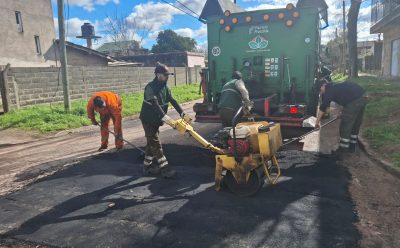 NUEVOS TRABAJOS DE BACHEO EN EL JAGÜEL
