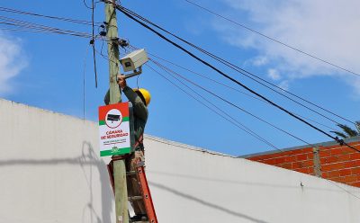 AVANZA LA INSTALACIÓN DE CÁMARAS DE SEGURIDAD EN 9 DE ABRIL