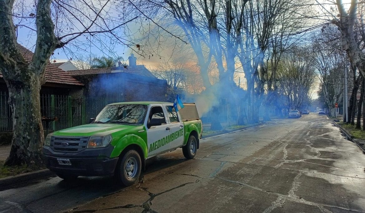 AVANZAN LAS TAREAS DE FUMIGACIÓN EN ESTEBAN ECHEVERRÍA