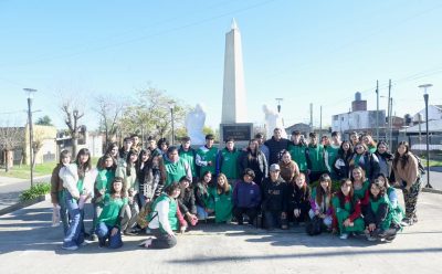 ESTUDIANTES DE ESCUELAS SECUNDARIAS PARTICIPARON DEL PROGRAMA ECHEVERRÍA CONSTRUYE MEMORIA