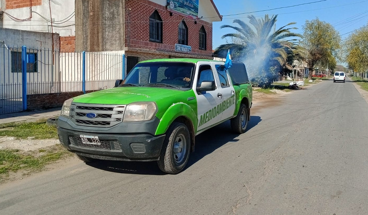 AVANZAN LAS TAREAS DE FUMIGACIÓN EN ESTEBAN ECHEVERRÍA