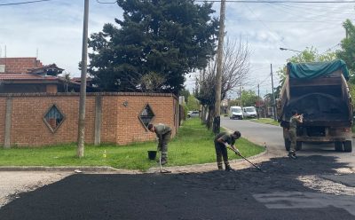 NUEVAS TAREAS DE BACHEO EN CALLES DE MONTE GRANDE