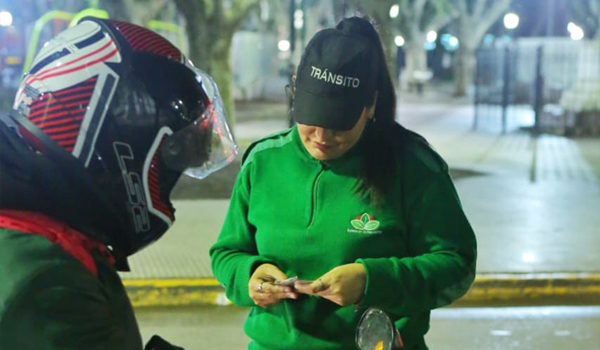 OPERATIVOS DE SEGURIDAD Y CONTROL VEHICULAR EN MONTE GRANDE