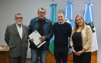 FERNANDO GRAY SE REUNIÓ CON REPRESENTANTES DEL CENTRO DE RESIDENTES CHILENOS ARTURO PRAT